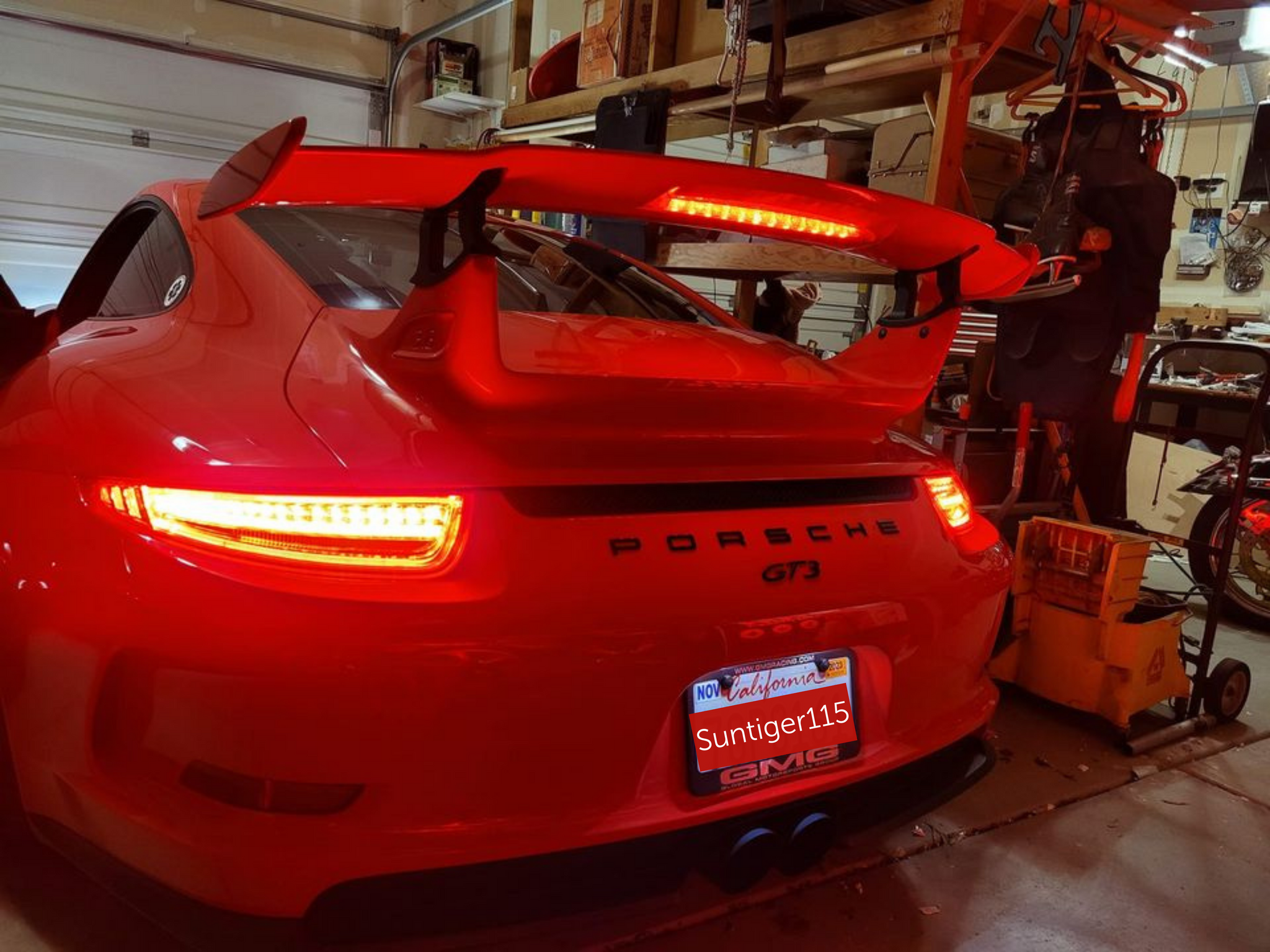 Rehausseurs droits Porsche GT3 - 991.1 et 991.2 - (correspondance des couleurs en option)